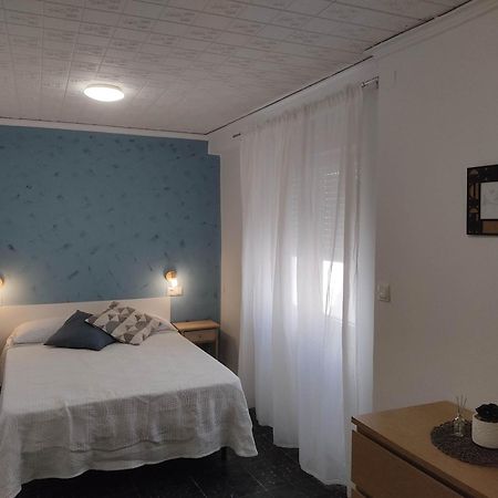 Luminoso Apartamento En Centro Del Pueblo Con Wifi Y A' A' Sagunto Exterior photo